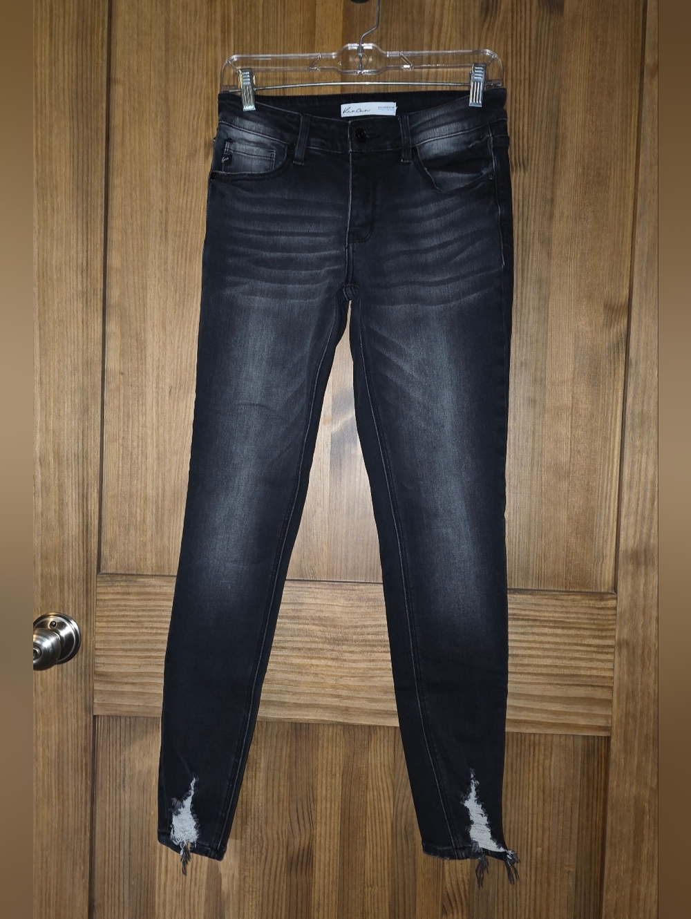 KanCan Women's Black Washed Skinny Jeans